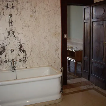 Benni Bed & Breakfast 4*